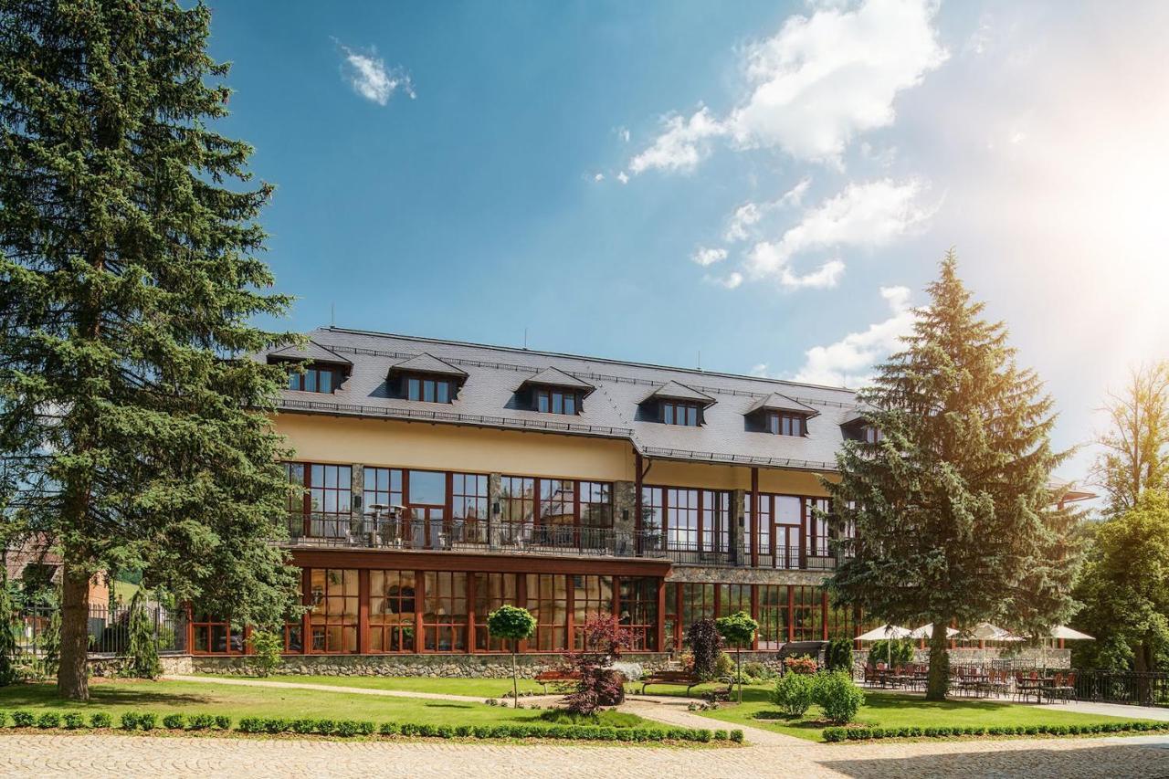 Resort Sobotín エクステリア 写真